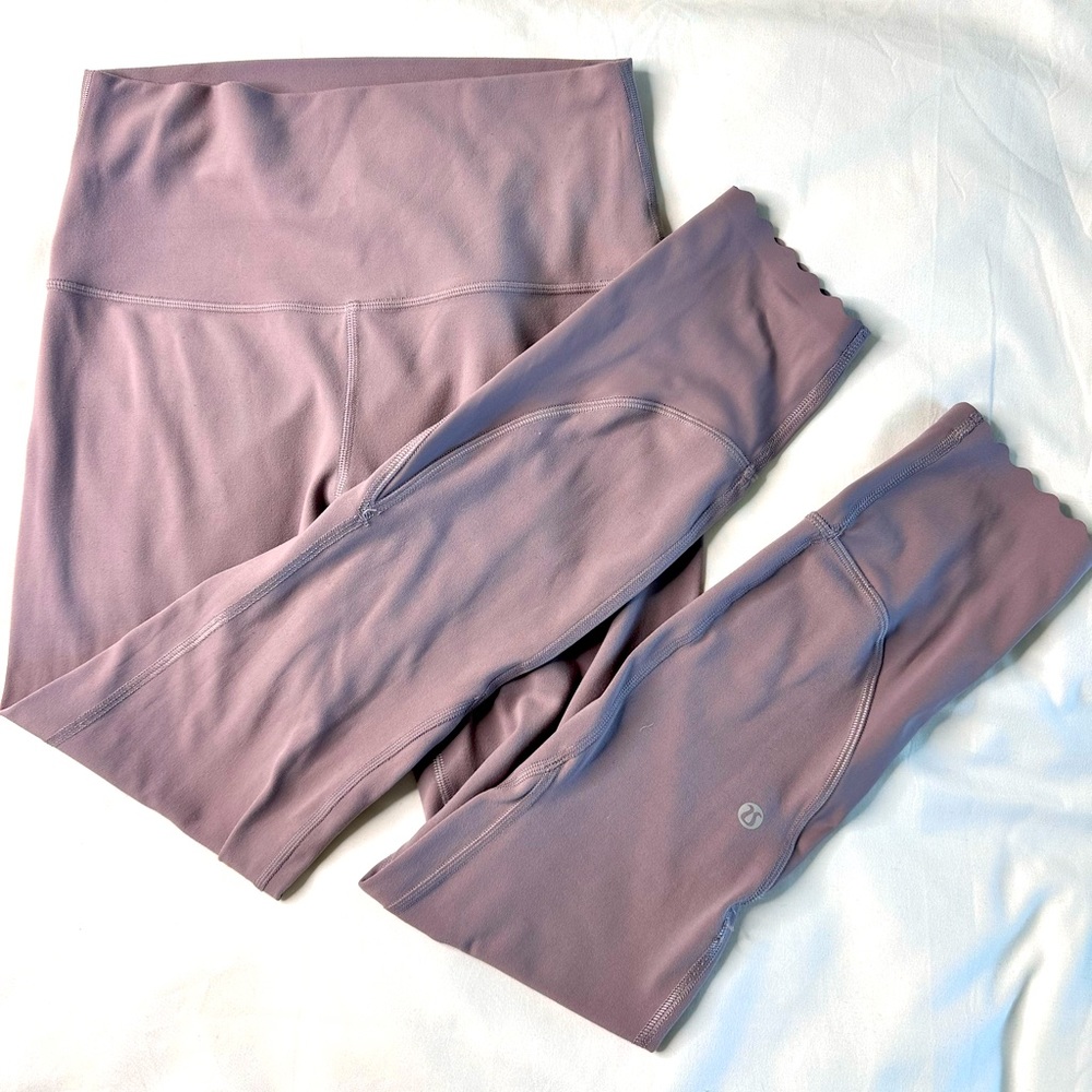 Lulu align with Scalloped hem size 4